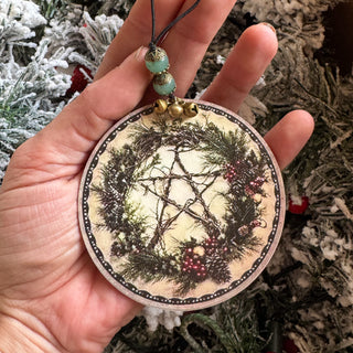 The Evergreen Pentacle ~ Yule Protection Wreath Plaque