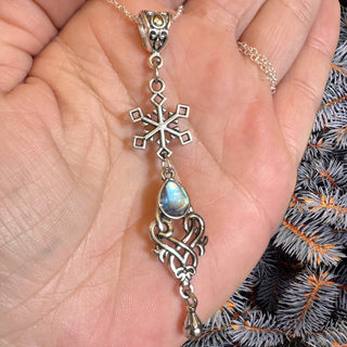 Winter Aura Antiquity Necklace