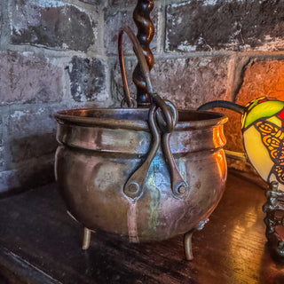 Antique Copper Cauldron ~ A Vessel of Magick & Energy Amplification