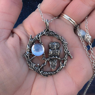Moonlit Wisdom Pendant – Owl & Mystic Aura Moon Necklace
