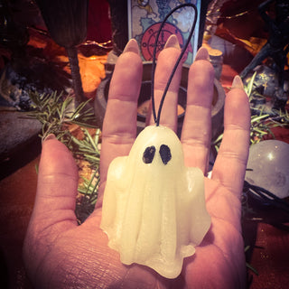 Fragranced Beeswax Ghost Hanger