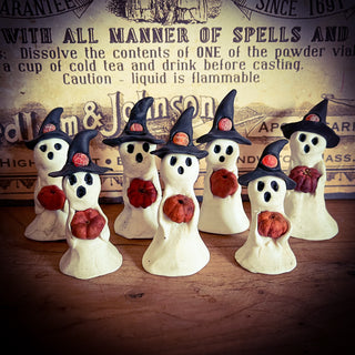 Pumpkin Cradle Ghost