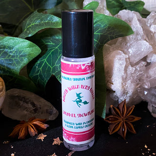 Kitchenwitch Yule Roller Perfume ~ Caramel Snowflake